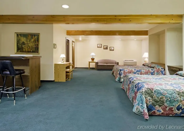 Travelodge By Wyndham Powell